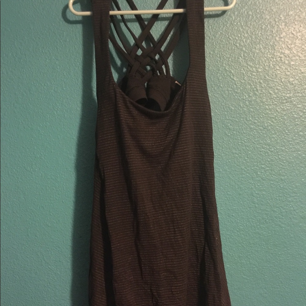 Lululemon Strappy Workout Tank w/ build in bra